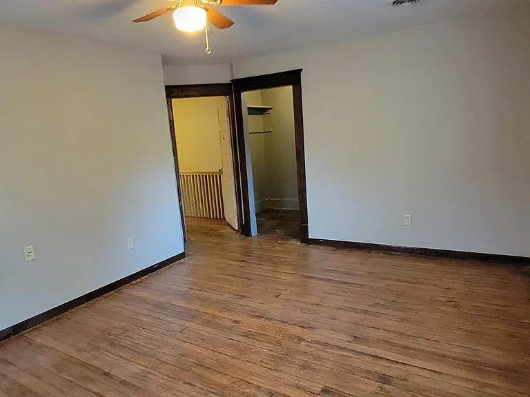 127 Diamond Ct — Photo 10