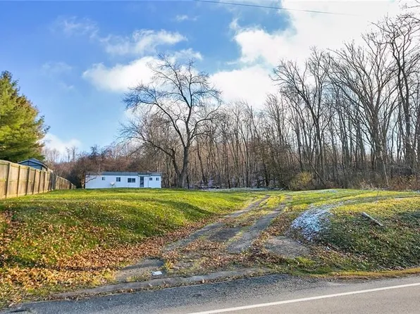 450 Fayette City Rd, Perryopolis, PA 15473