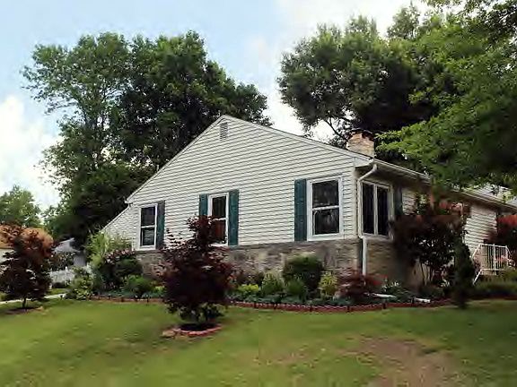 Home for Sale in Decatur, IL $64,877