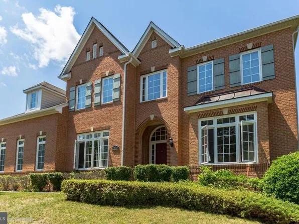 2615 Galeshead Dr, Upper Marlboro, MD 20774
