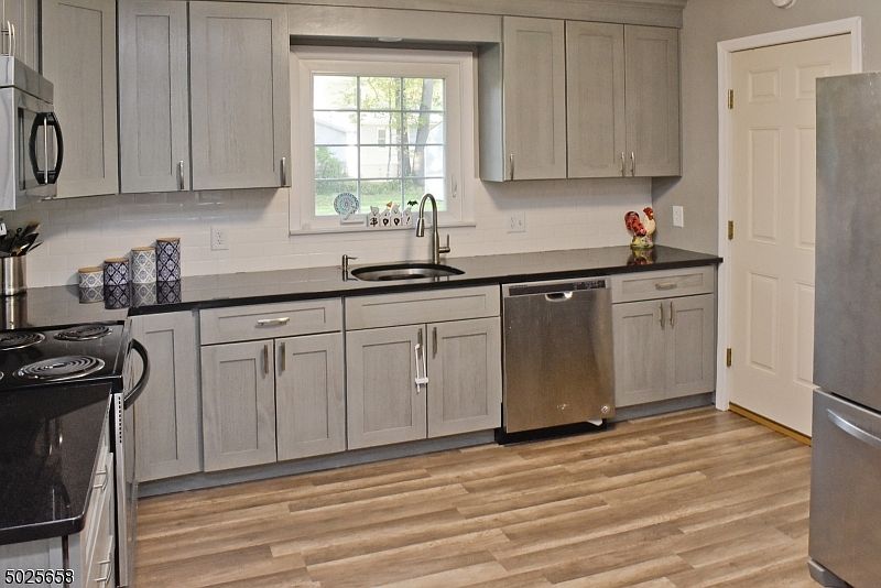 6 OGDEN WAY, Ogdensburg, NJ 07439 Zillow