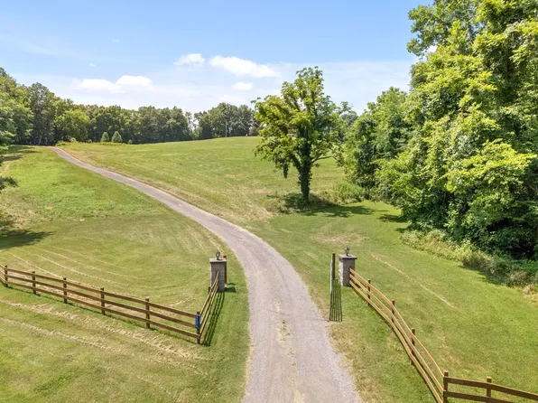 3575 Blooming Grove Rd, Woodlawn, TN 37191
