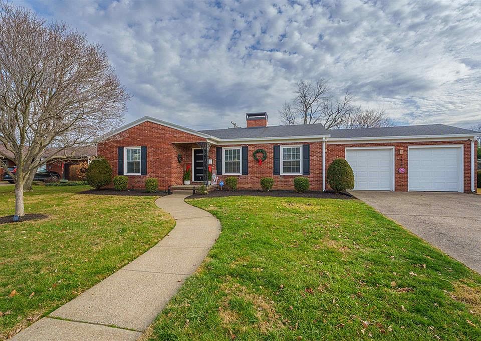 1st image of 2419 Spencer Dr
