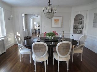 30 Fenwick Rd, Newton, MA 02468