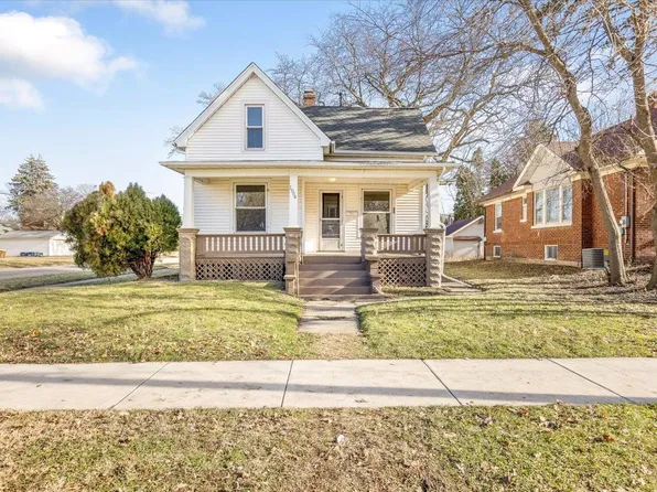 1004 15th St, Rockford, IL 61104