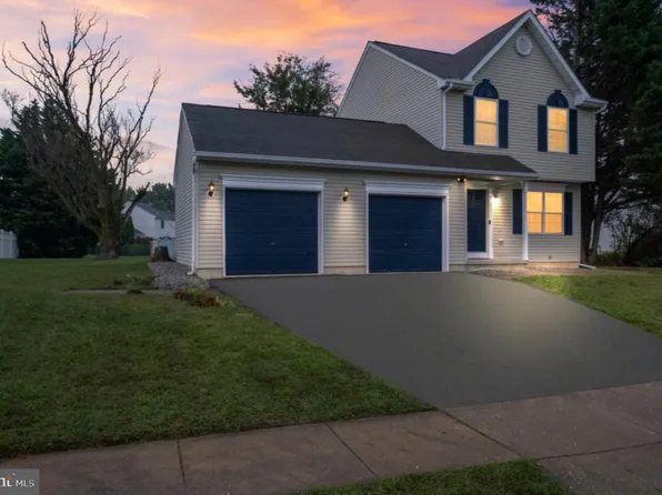306 E Harvest Ln, Middletown, DE 19709