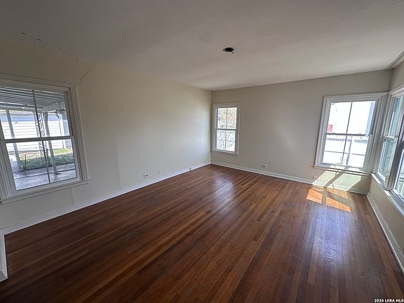 3rd image of 315 shadwell