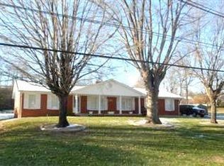 519 Parkside Dr, Frankfort, KY 40601