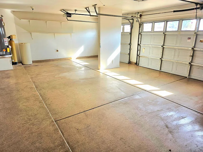 4106 E Becker Ln — Photo 25