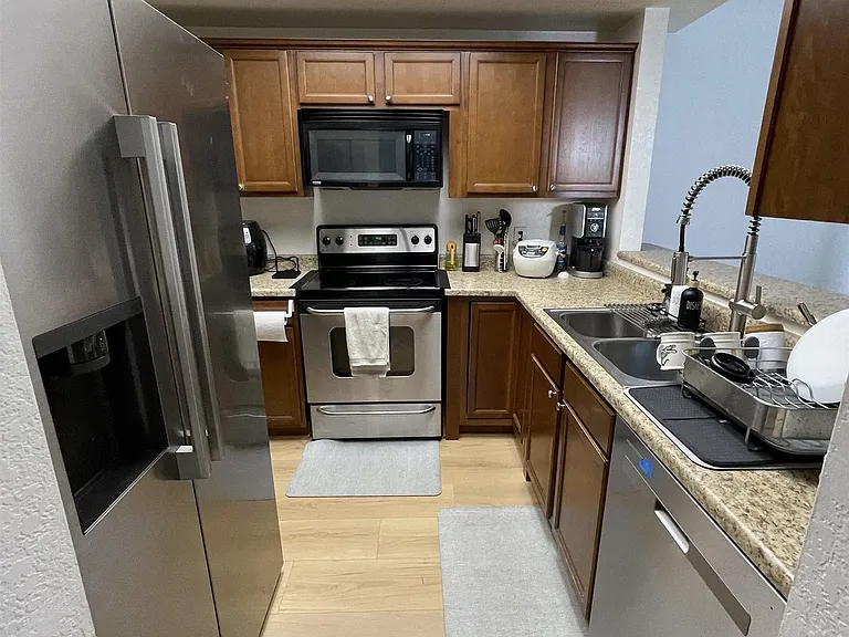2238 River Run Dr #250 — Photo 8