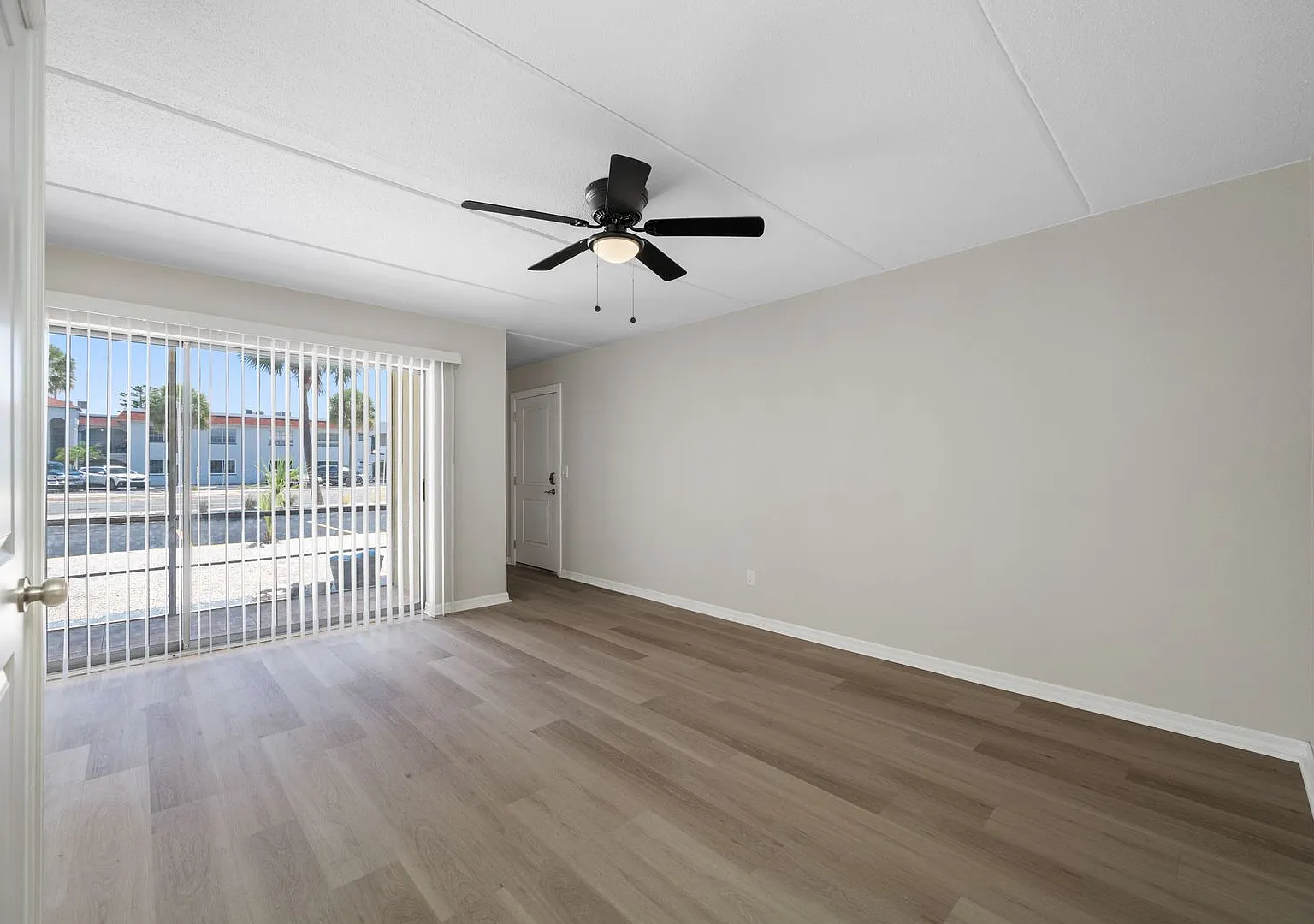 Sand Dune Apartments on St Pete Beach — Photo 3
