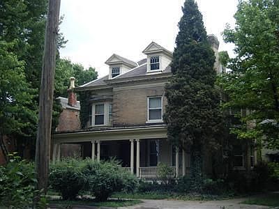 1st image of 2 Van Buren St
