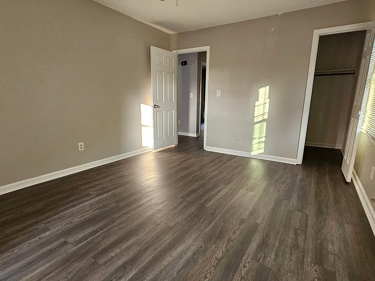 Main bedroom.