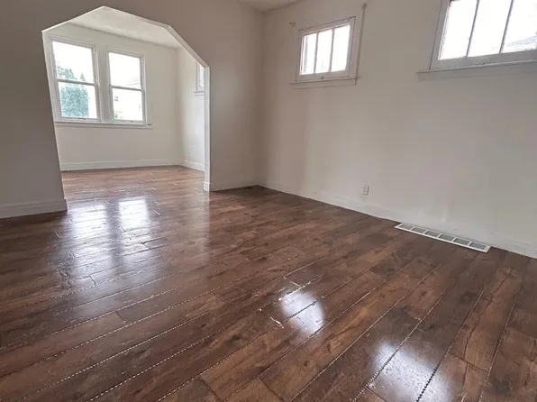 146 Wanda Ave, Buffalo, NY 14211