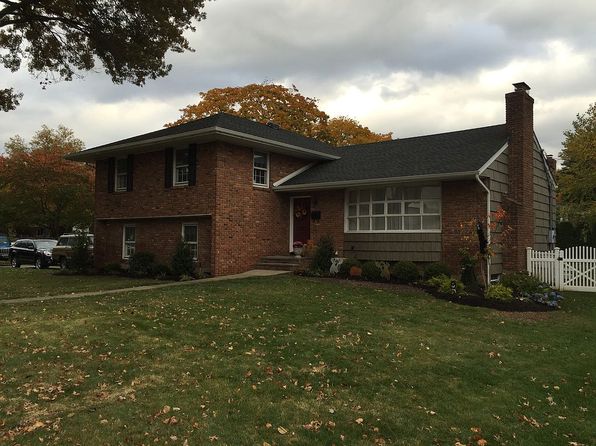 151 Tanners Pond Rd