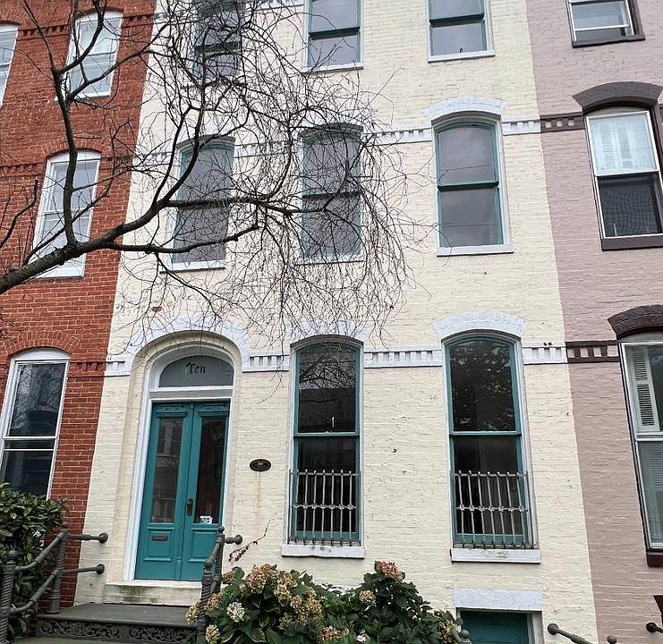 1st image of 10 E 3rd St