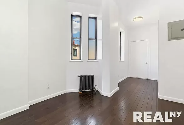 Rented by REAL New York | media 8