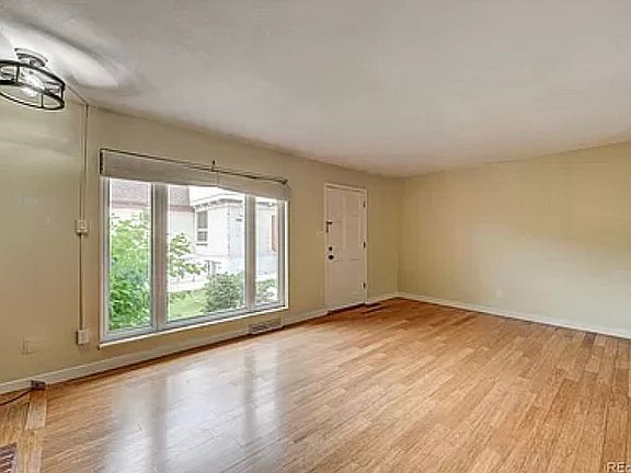 5th image of 1251 S Monaco Pkwy