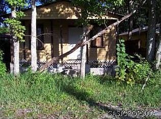 612 East St, Hastings, FL 32145