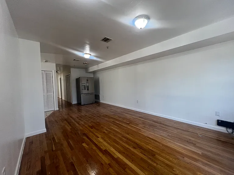 16 Bergen Ave #2 — Photo 11