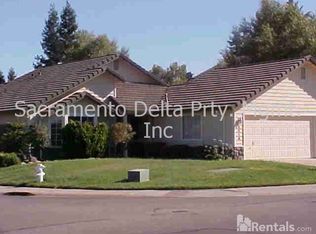 6516 Laguna Park Dr, Elk Grove, CA 95758