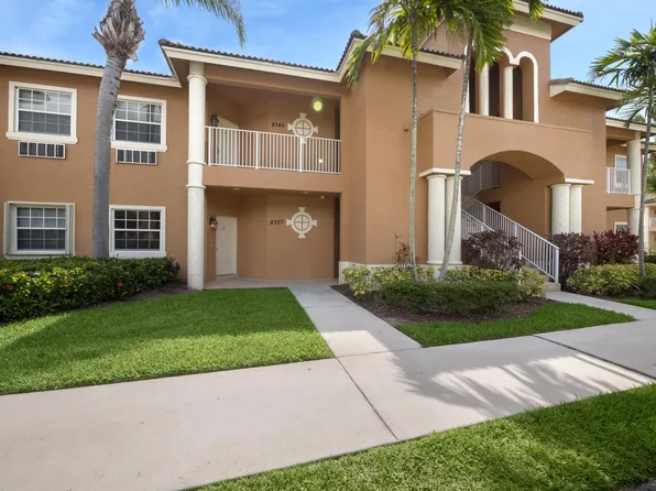 8337 Mulligan Cir, Pt Saint Lucie, FL