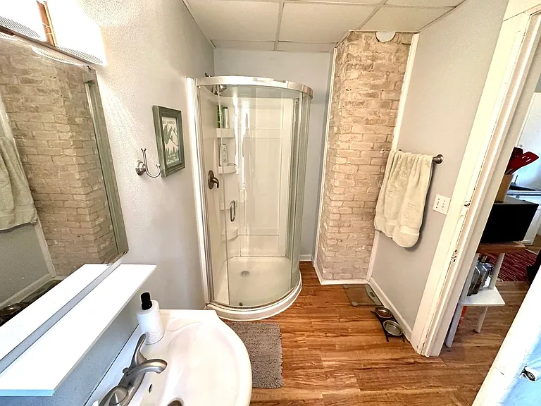 626 W Olin Ave — Photo 9