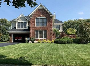 453 Pheasant Hill Dr, North Aurora, IL