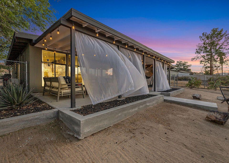1st image of 61548 Capilla Dr