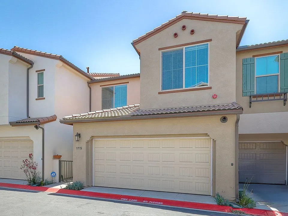 1715 Crabapple Way