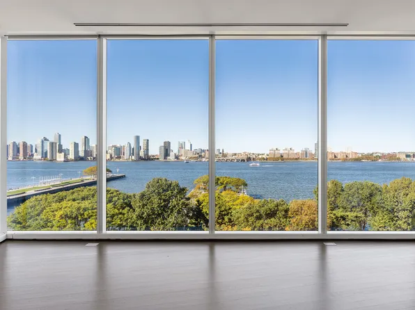 165 Charles Street image 3 of 17