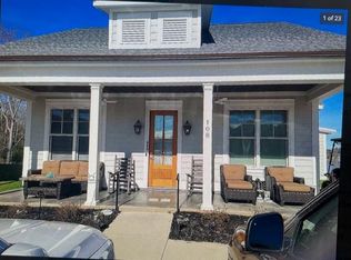 108 Cottage Ln, Greenwood, SC 29649