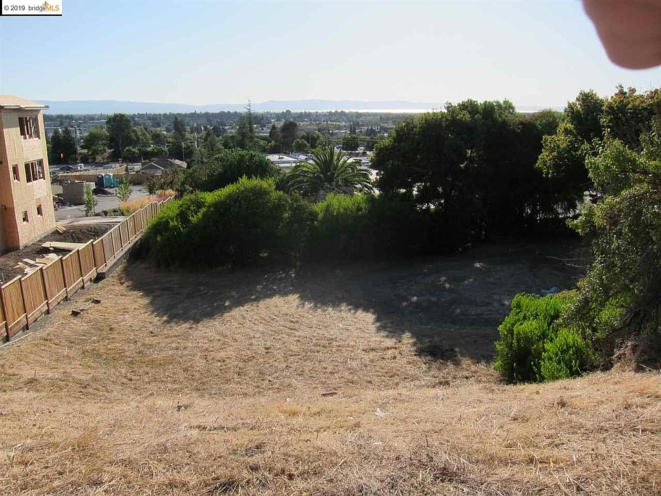 2nd image of 16222 Lindview Dr