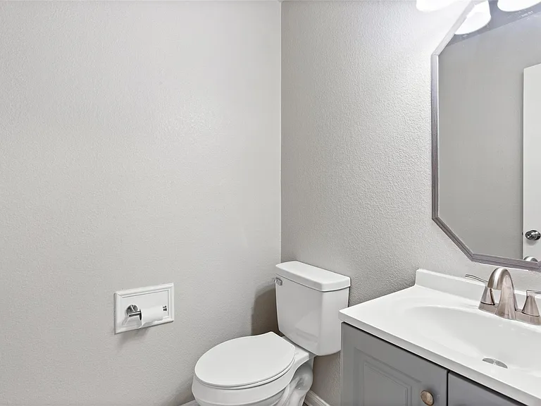 4806 Quiet Canyon Dr — Photo 8