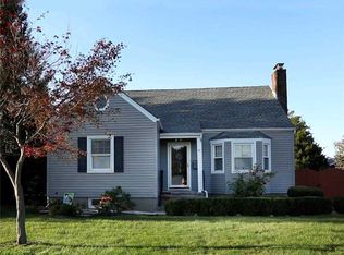 45 Greenlawn Ter, Copiague, NY