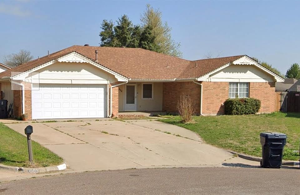 1st image of 604 Westridge Ct