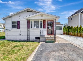 325 Saint Georges Rd, Essex, MD 21221