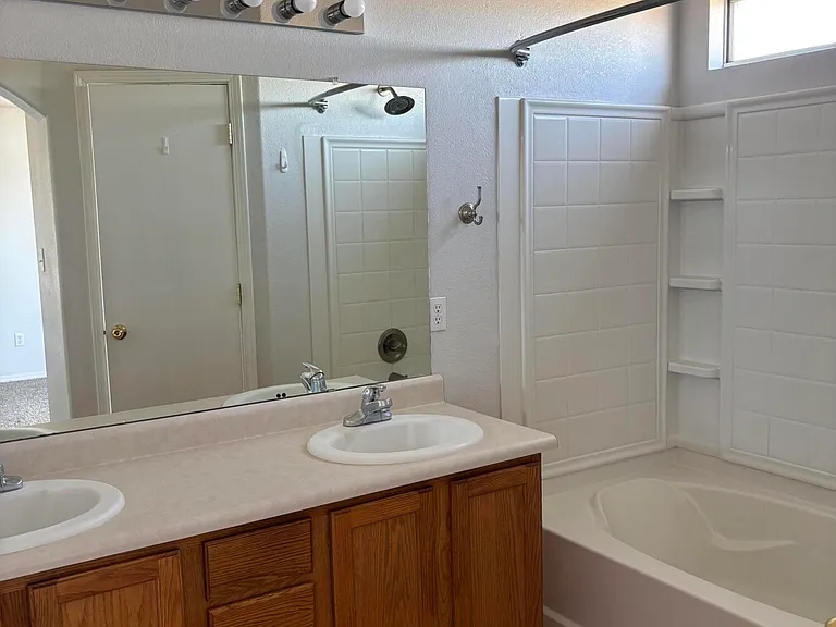 10711 Brookline Pl NW — Photo 11