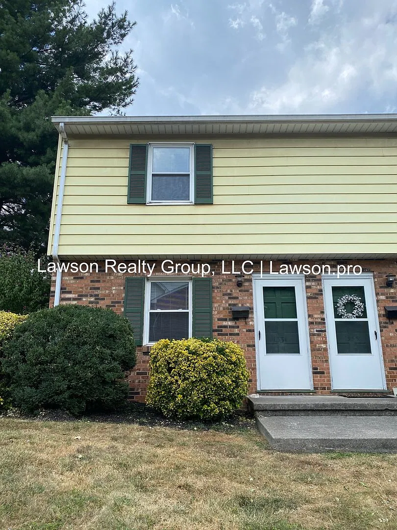 Winborne 1325-1331 — Photo 1