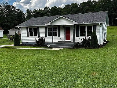 1080 Highlands Hwy Photo 1