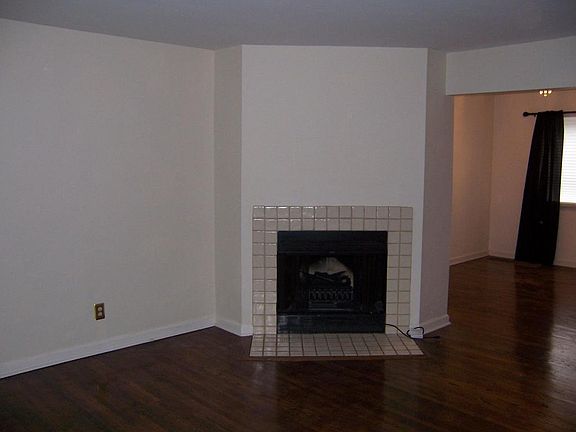 5th image of 1799 Kings Ct #56