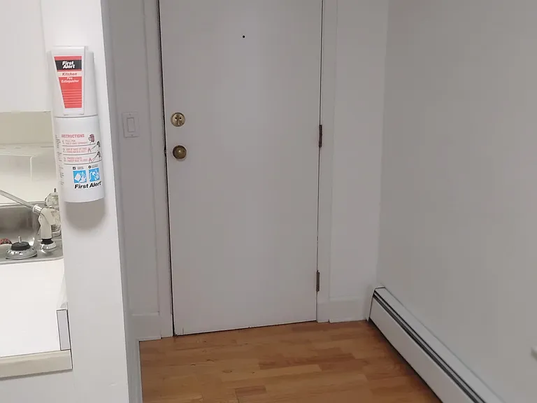 92 Edwards St #3 — Photo 16