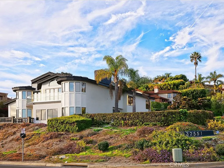 32551 Seacliff Dr — Photo 60