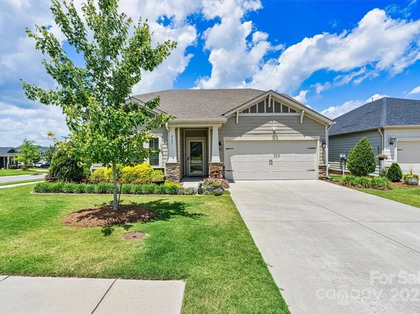 4197 Canopy Creek Dr, Denver, NC 28037