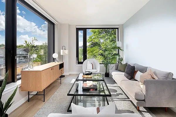 Living room, photo 2
