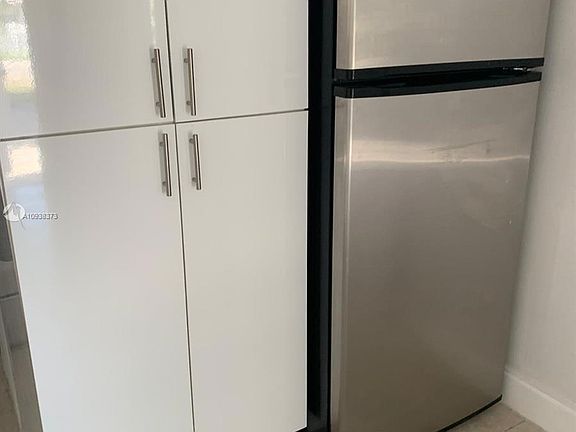 5th image of 2580 NE 182nd Ter Unit A