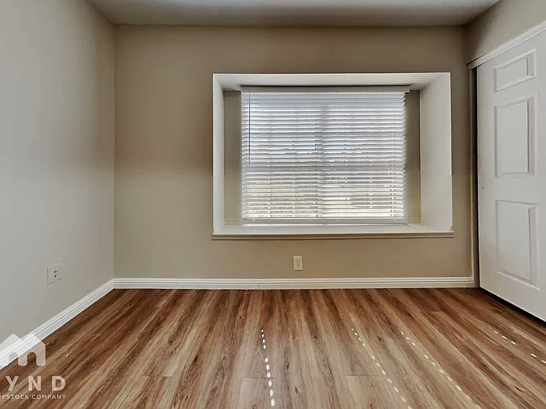 818 E Piute Ave — Photo 10