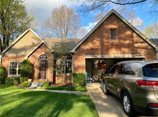 7633 Pinesprings West Dr, Indianapolis, IN 46256