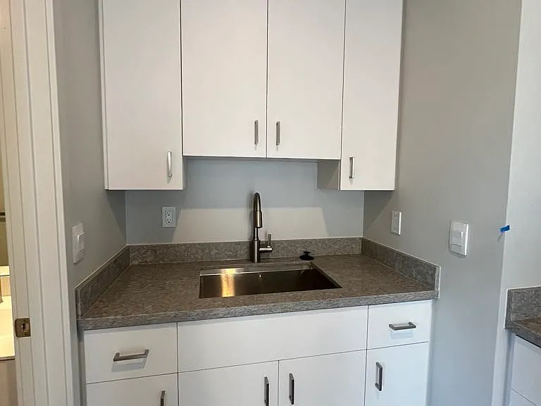 91-1756 Mee St #A — Photo 3