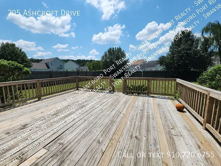 205 Ashcroft Dr — Photo 37